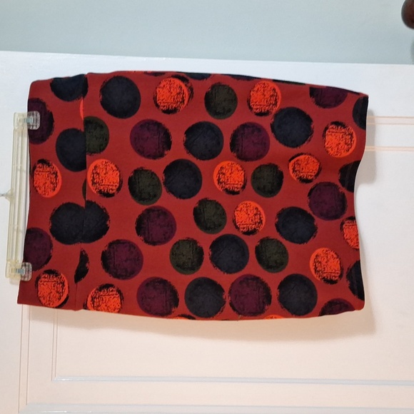 LULAROE KNIT PENCIL SKIRT - Picture 2 of 3